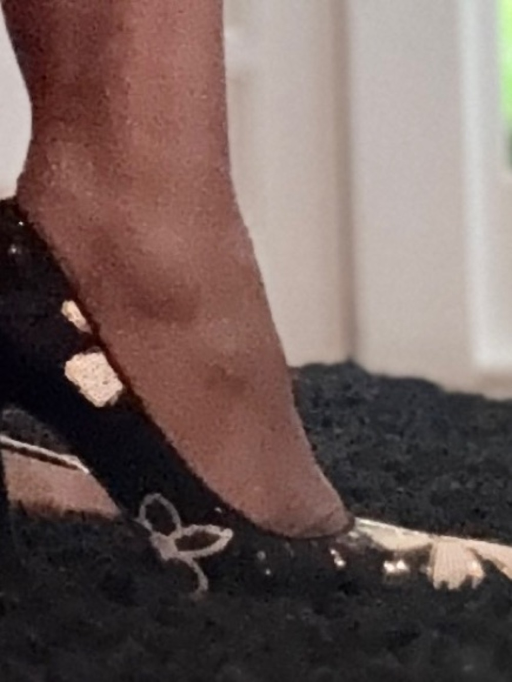 Stunning Heels - Picture 3 of 6